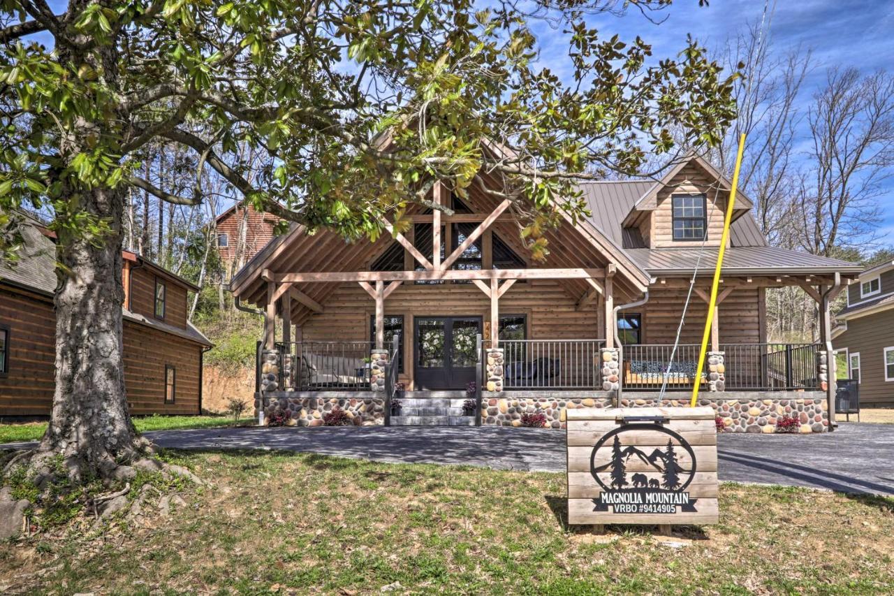 Riverfront Cabin With Hot Tub - 3 Miles To Dollywood Pigeon Forge Eksteriør billede